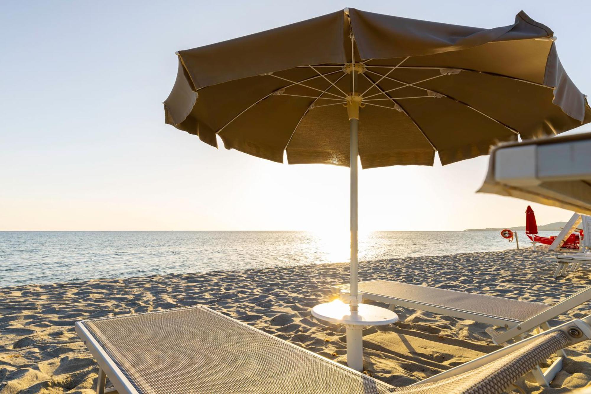 Hotel S'Arena Beach La Caletta Exterior foto